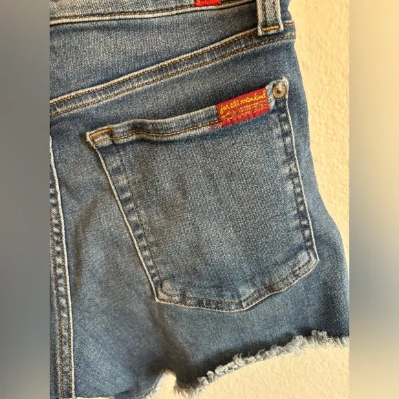 7 For All Mankind Blue Raw Hem Denim Shorts Women’s 28