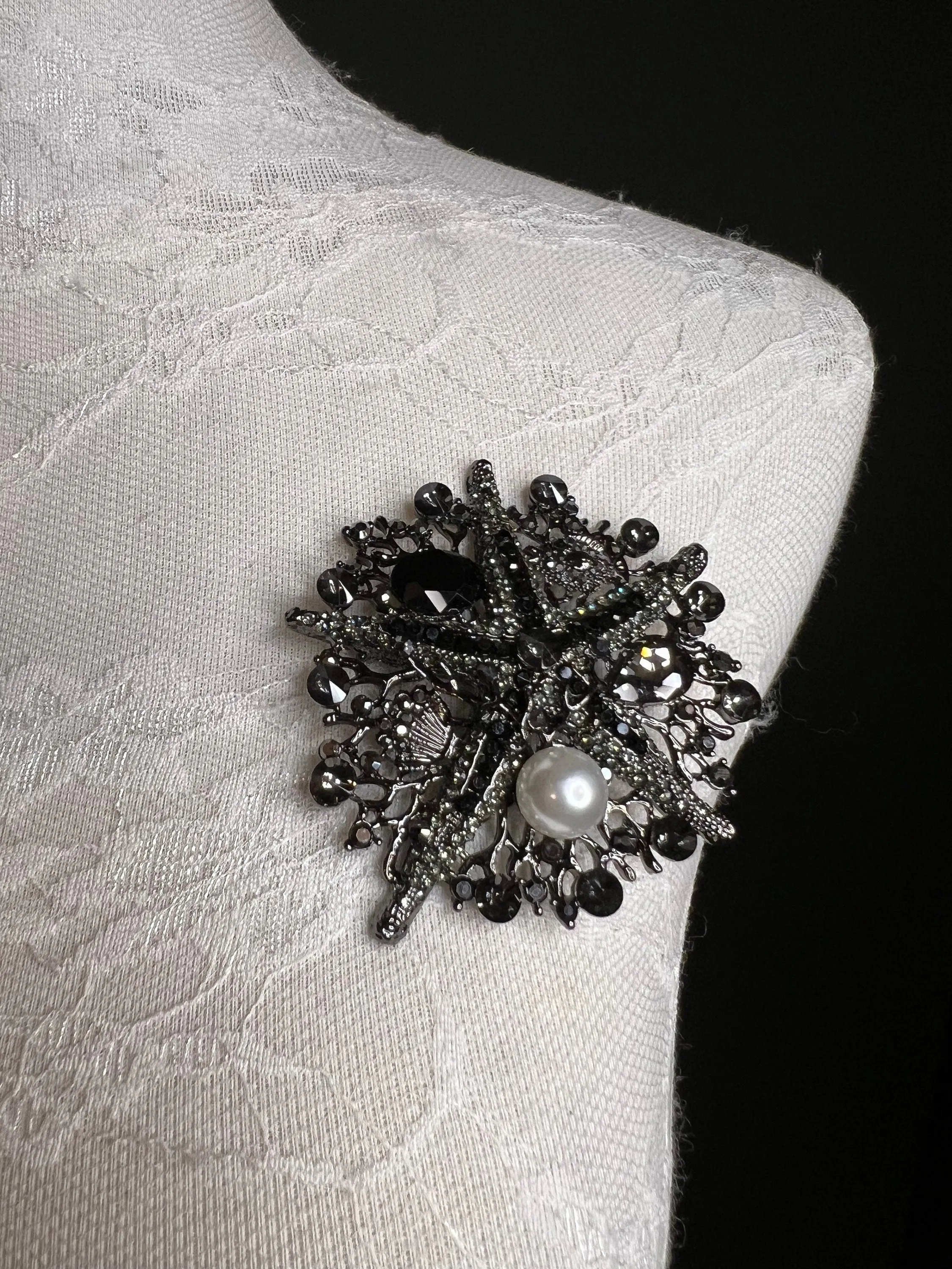 8cm Starfish Centre Rhinestone Pearl Brooch Pin, Green Teal Gold