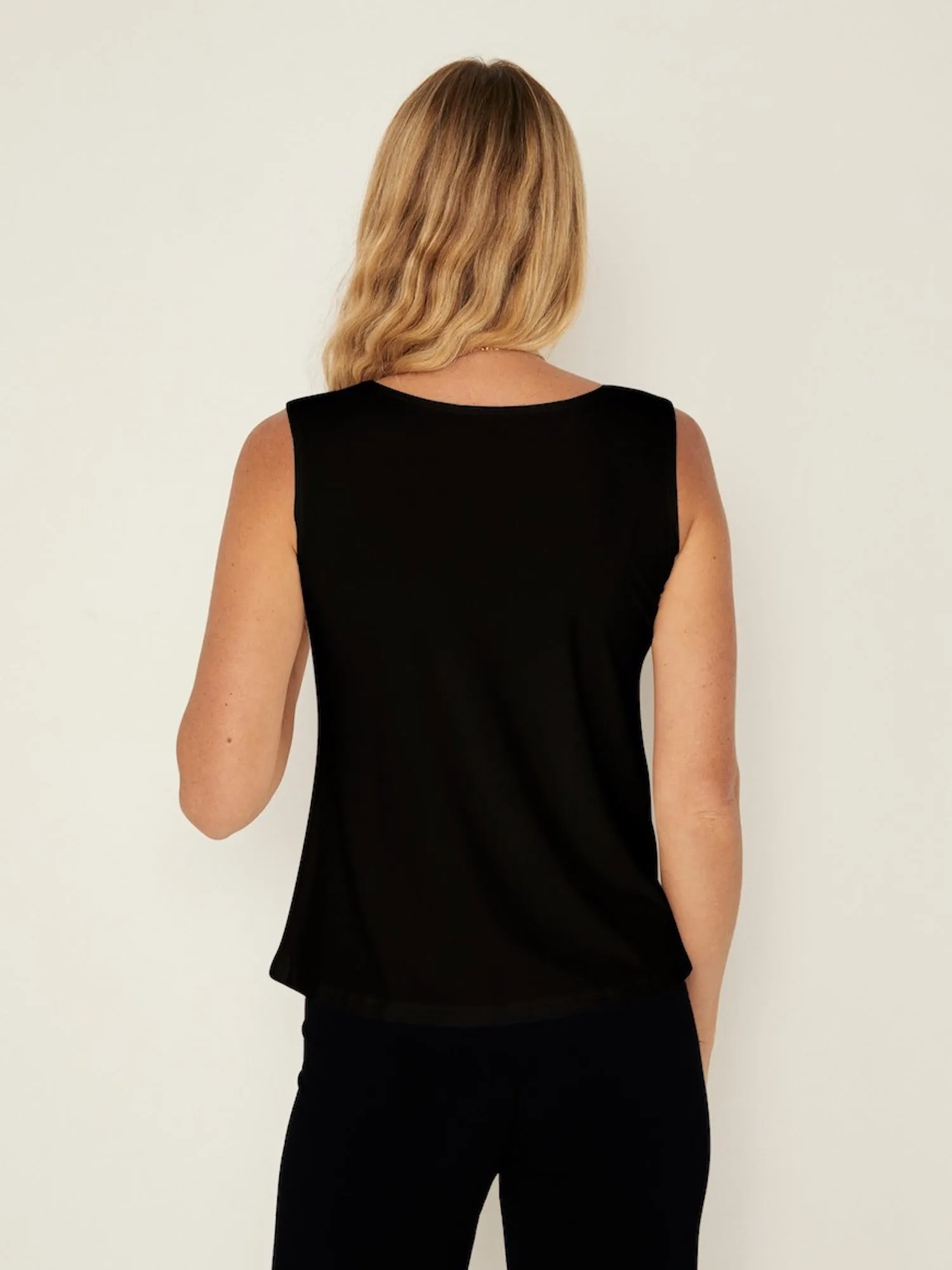 Bamboo Boat Neck Singlet - Black