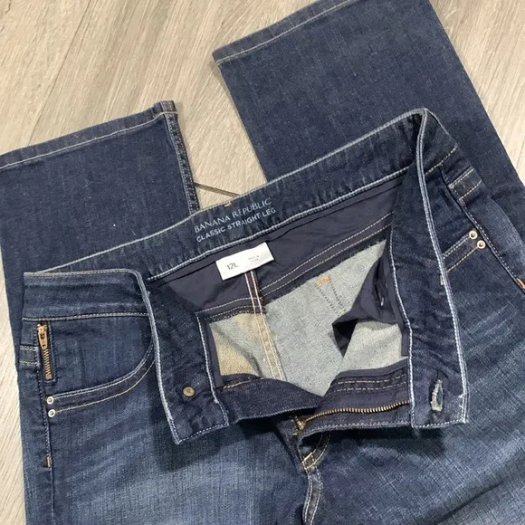 Banana Republic Classic Straight Leg Stretch Organic Cotton Jeans size 12Long
