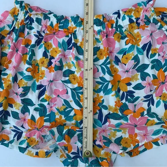 BCBGeneration Women’s Relaxed Elastic Tie waist Floral Short Size L wide Leg
