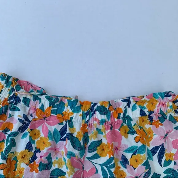 BCBGeneration Women’s Relaxed Elastic Tie waist Floral Short Size L wide Leg