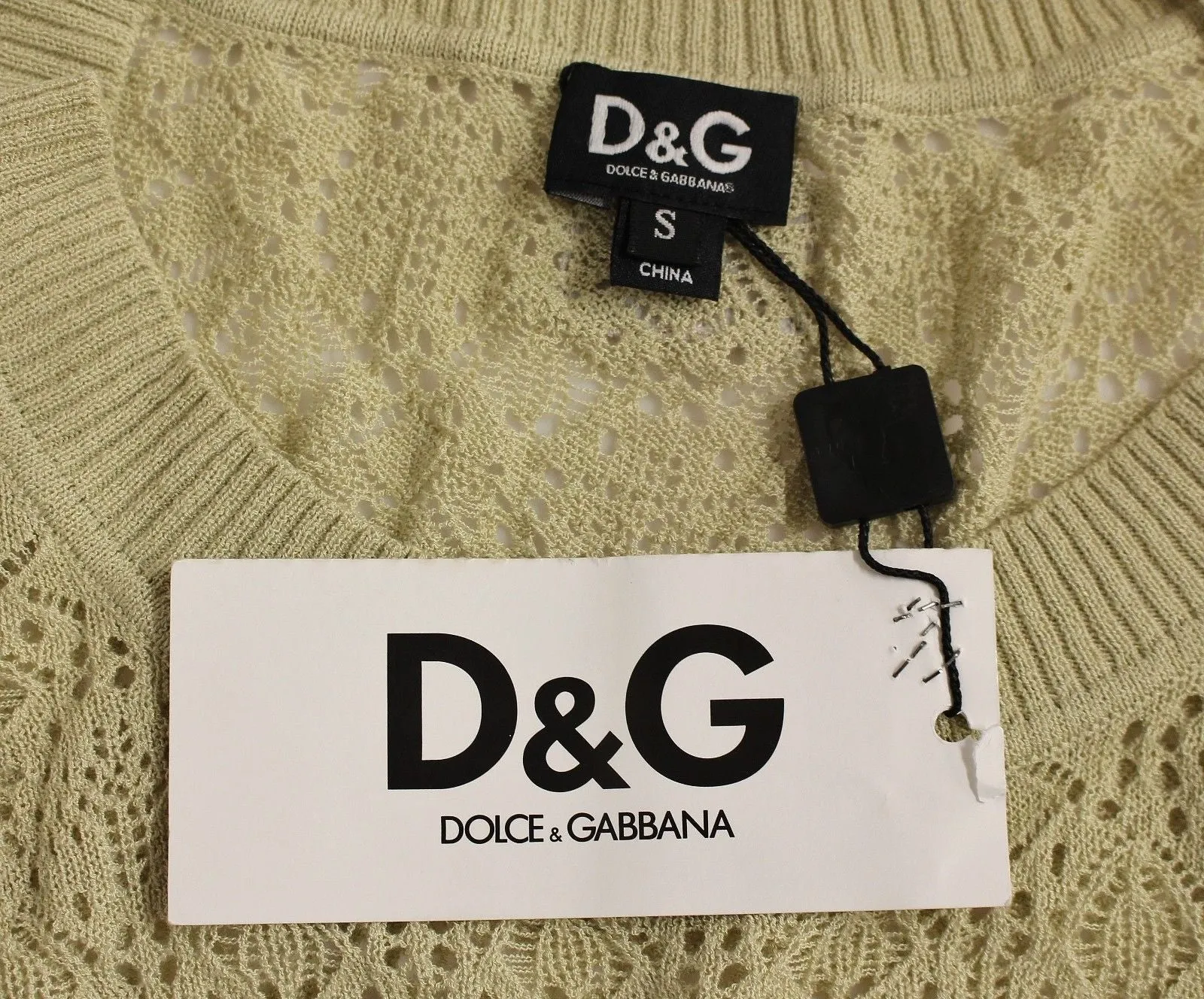Beige Knitted Deep Crewneck 3/4 Sleeve Sweater