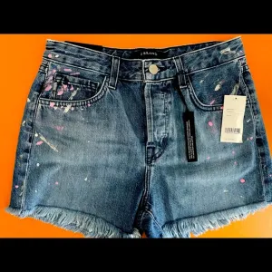 BNWT JBRAND “Gracie” High Rise Denim shorts