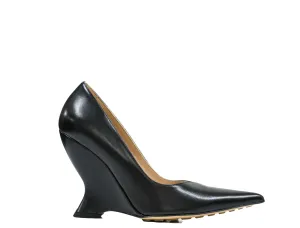 Bottega Veneta Women's Black Leather Pump 716210
