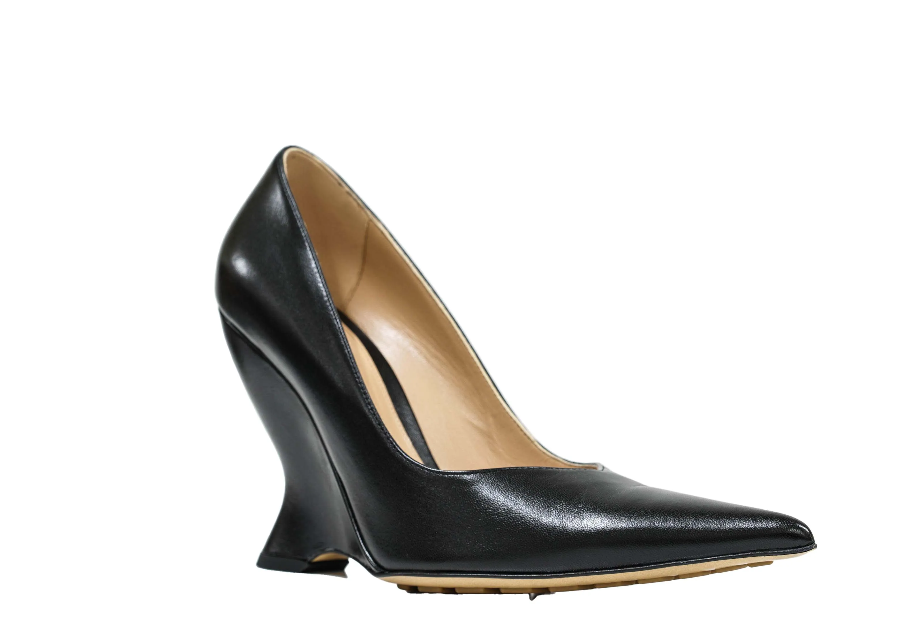 Bottega Veneta Women's Black Leather Pump 716210