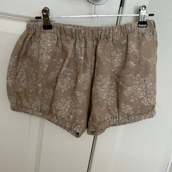 By Anthropologie linen jacquard bloomer tan shorts floral brown motif