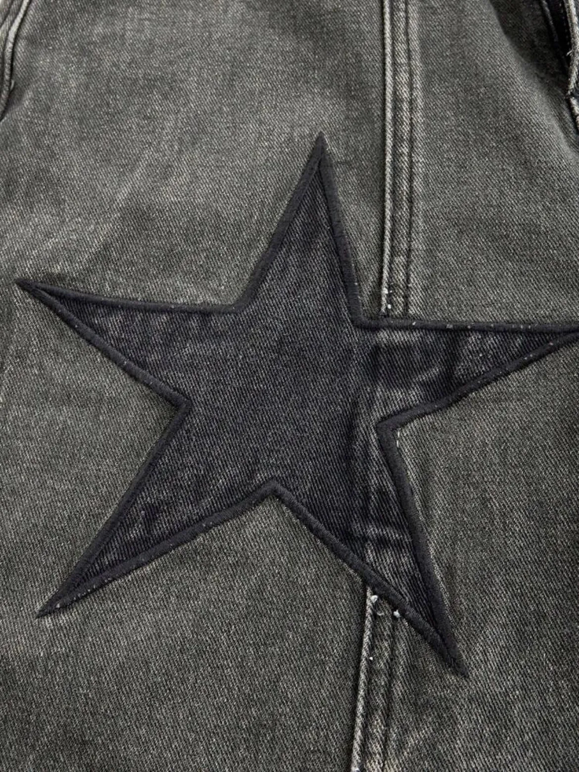 CM-BS093070 Women Casual Seoul Style Star 3D Pocket Distressed Washed Denim Bermuda Shorts - Black
