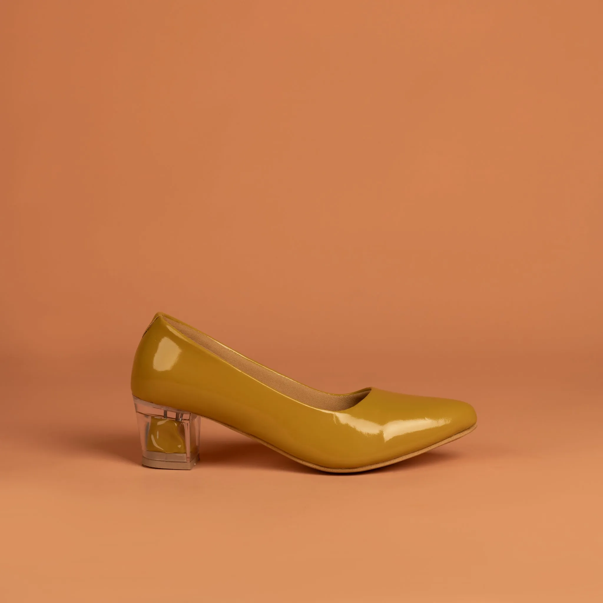 Cybele Solid Pumps