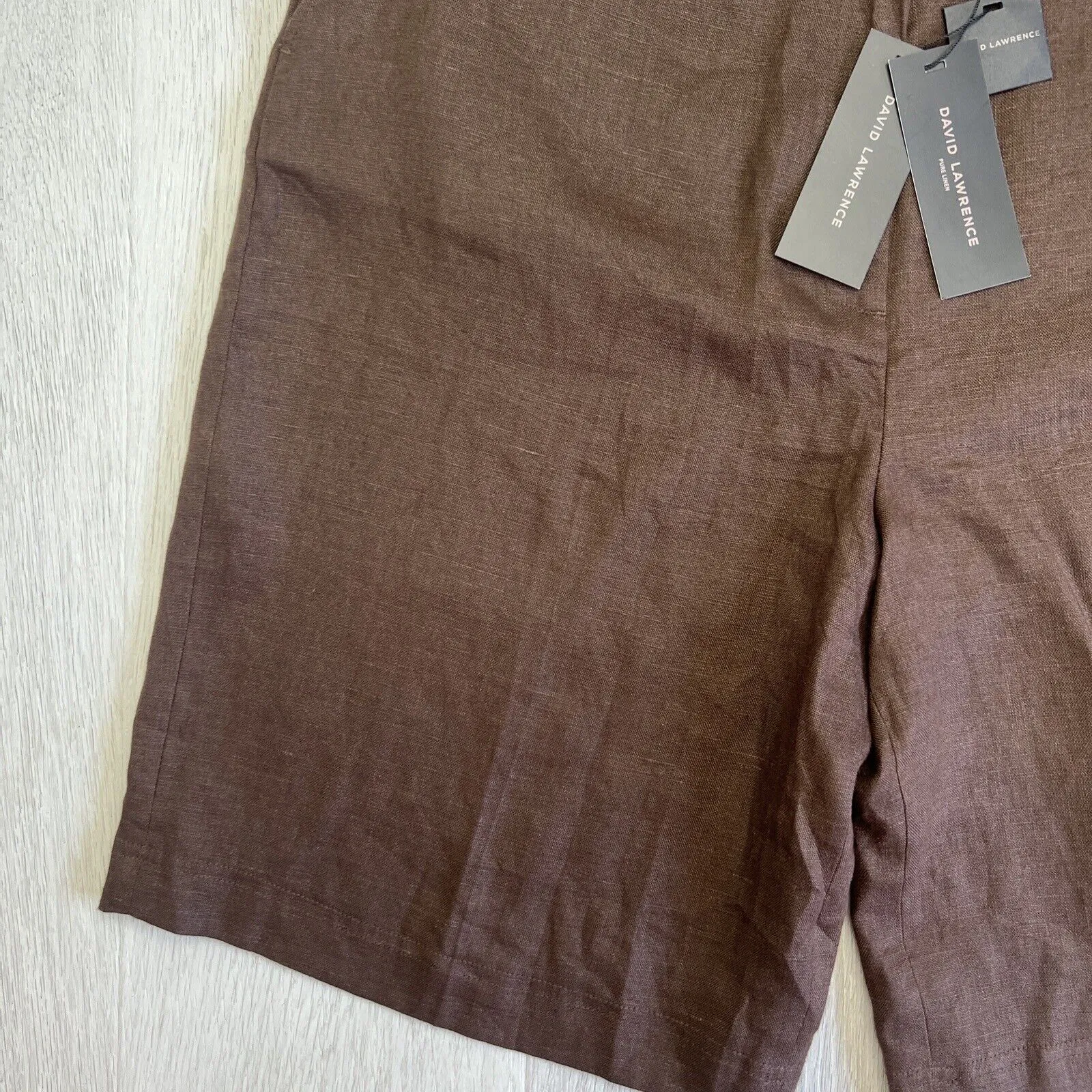 David Lawrence Tailored Mocha Linen Short Size 14 (New)