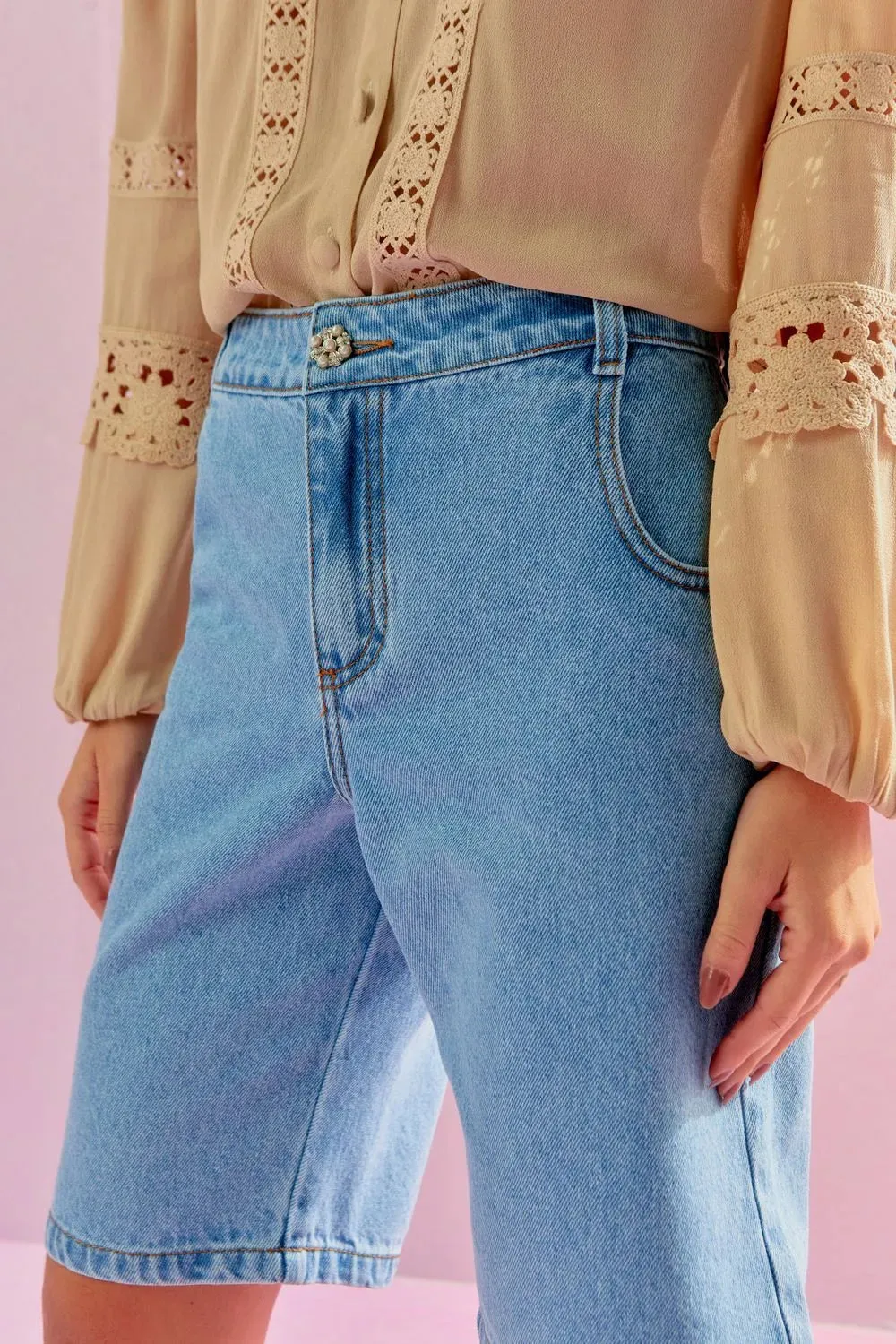 DENIM SHORTS