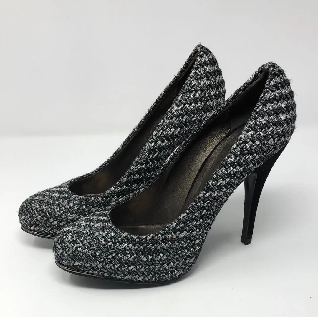 DEVI KROELL Woven Greys Rounded Toe Pump