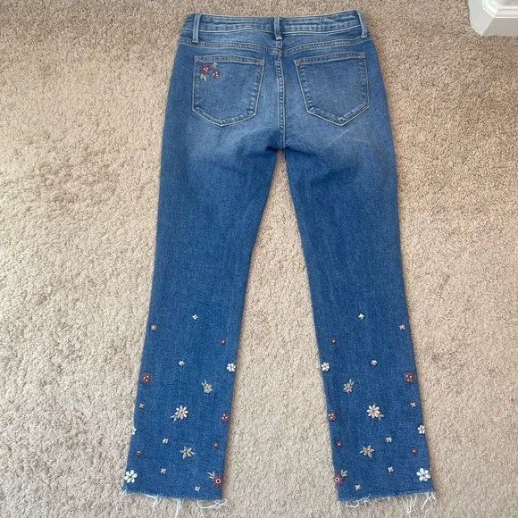 Driftwood Colette Floral Embroidered Crop Straight Leg Jeans in Prairie Size 2