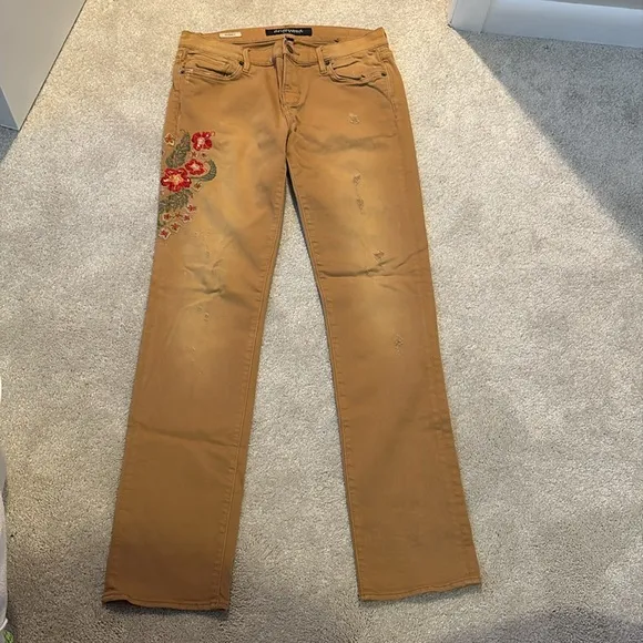 Driftwood Women’s Audrey Tan Embroidered Jeans