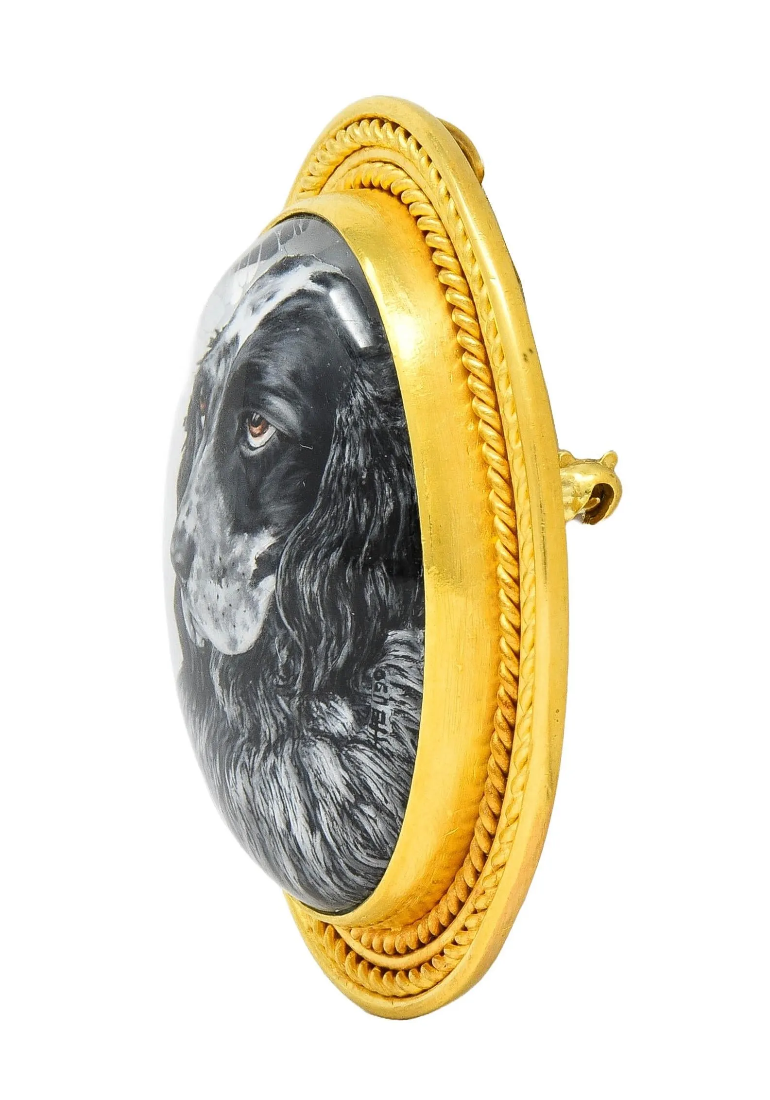 Edwardian Reverse Carved Essex Crystal 18 Karat Yellow Gold Painted English Spaniel Dog Cameo Antique Pendant Brooch