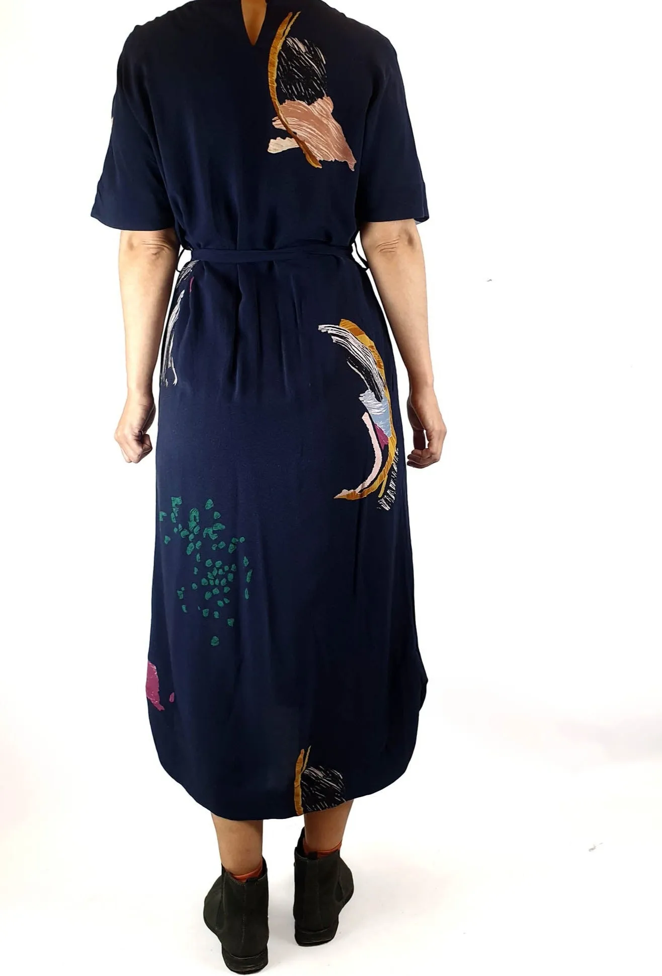 Elk navy maxi dress with lovely subtle print size 6, best fits 6-8