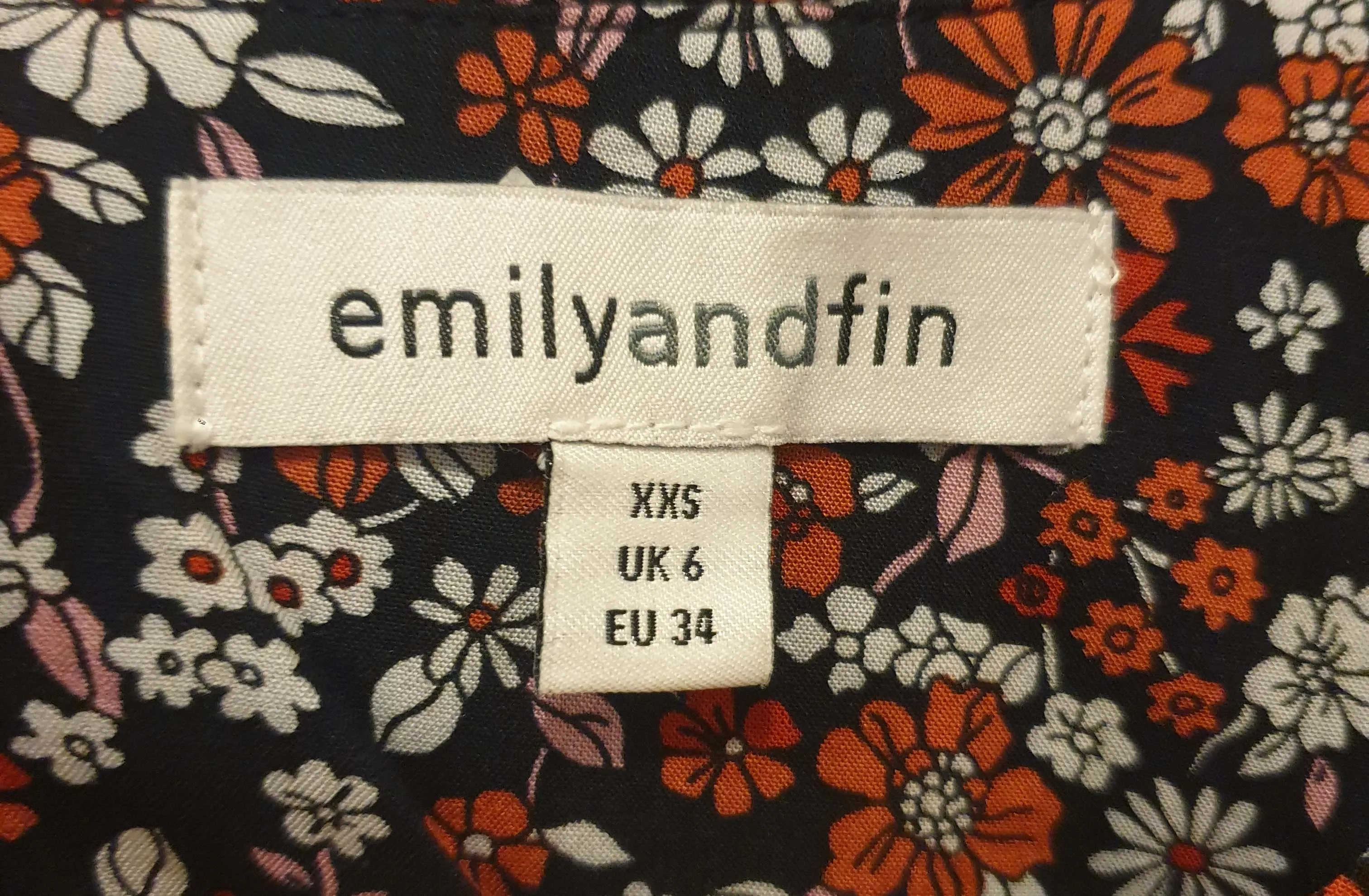 Emily and Fin floral maxi dress size XXS (best fits size 6-8)
