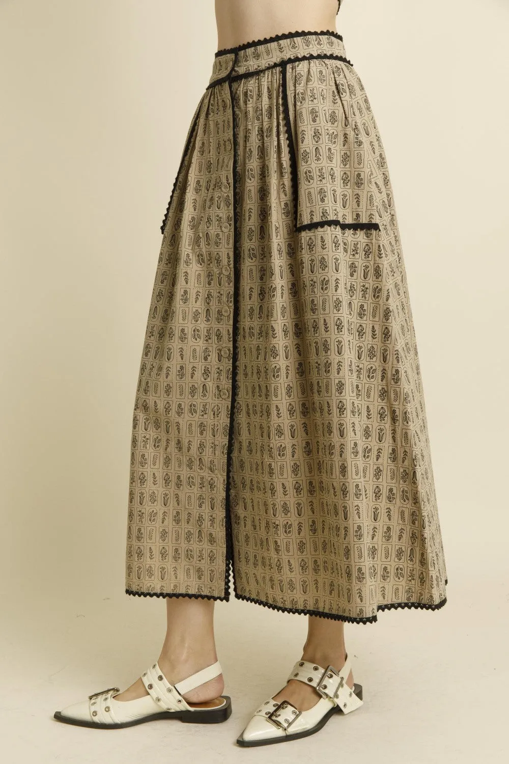 Floral Midi Skirt w Trim