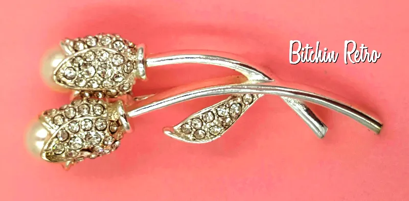 Floral Rhinestone Brooch With Pearl Flower Buds