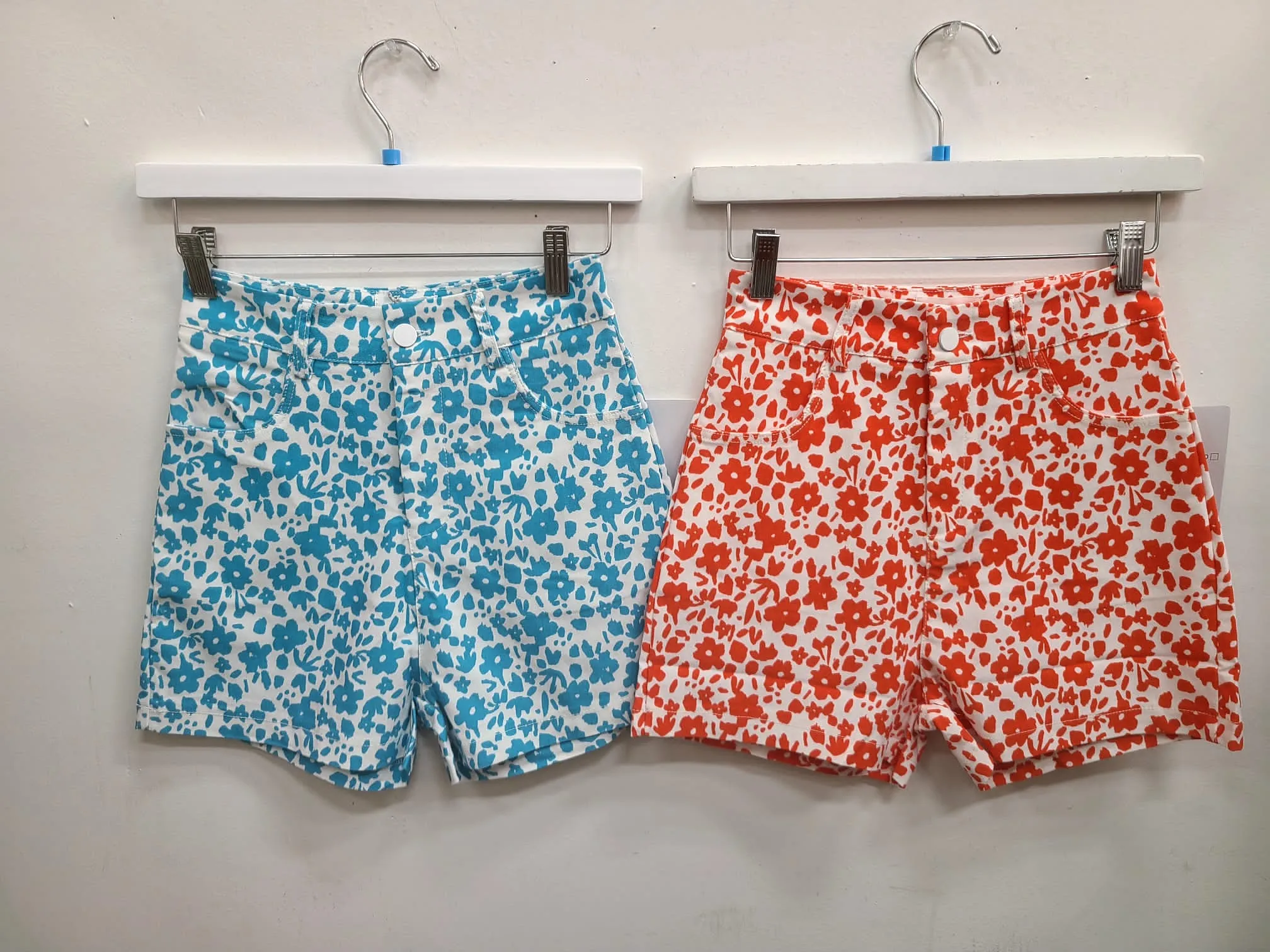 Floral Short Jeans