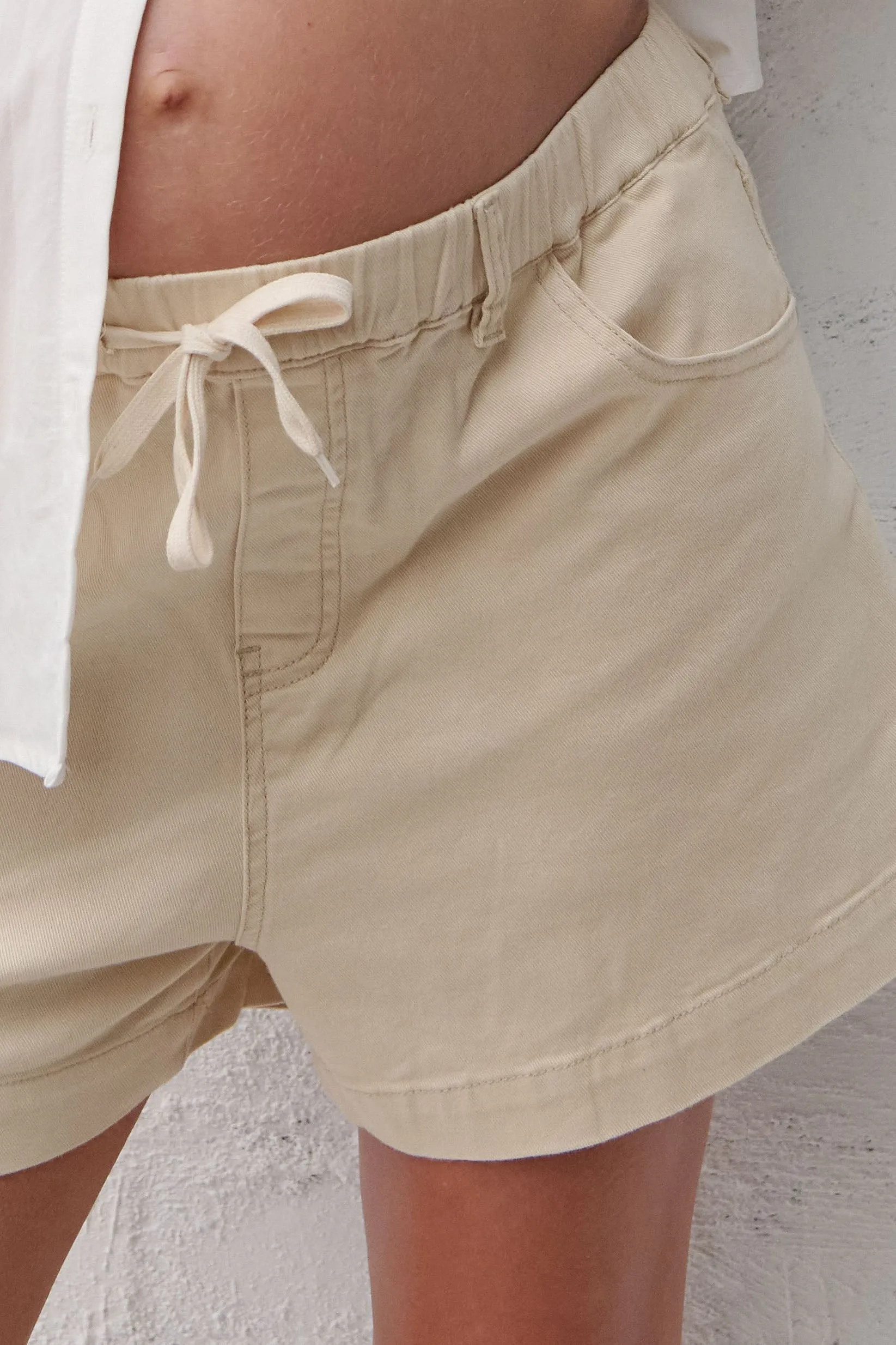 Frequent High Waist Short -Ecru