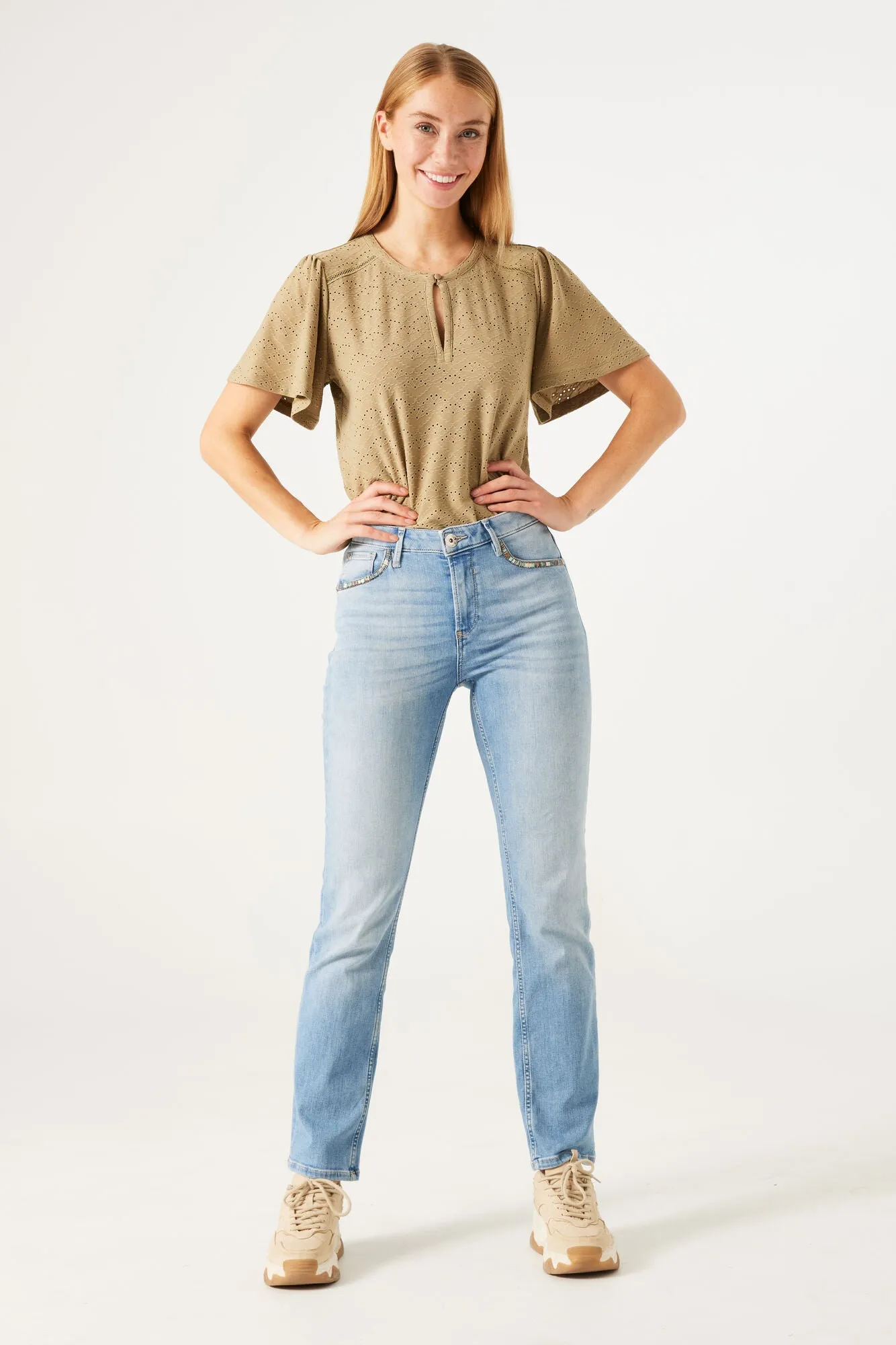 Garcia Celia Straight Jeans - Light Wash