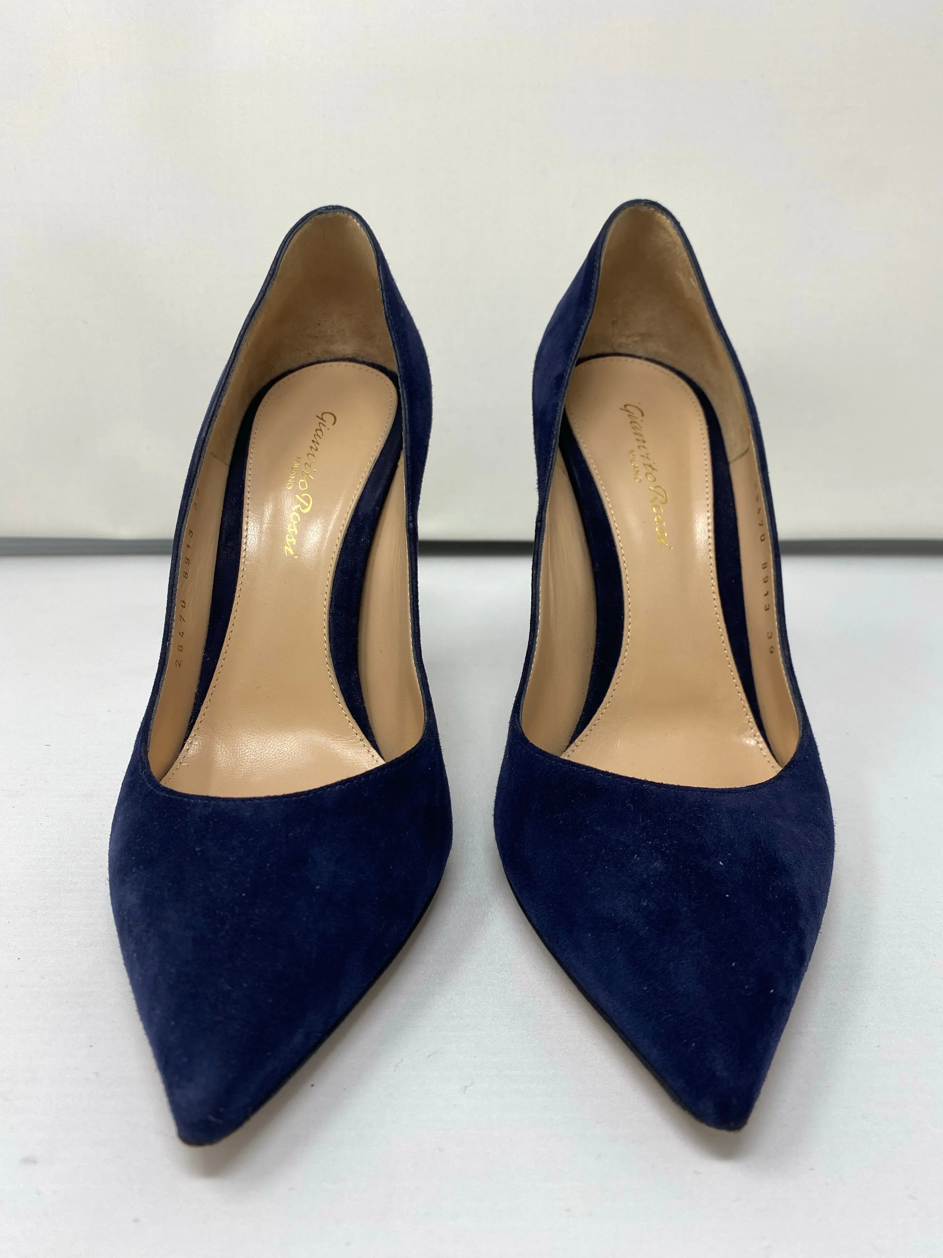 Gianvito Rossi Navy Suede Pump