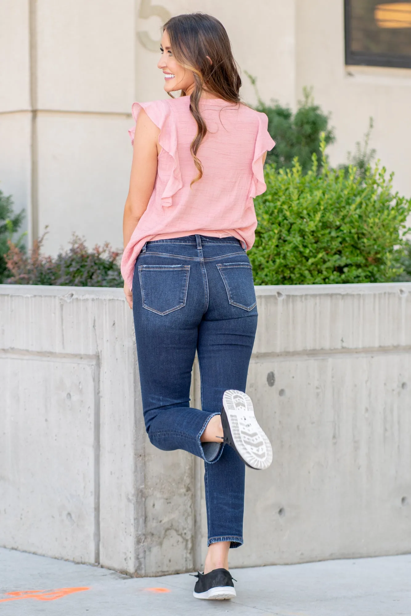 Great Mid Rise Slim Straight Leg