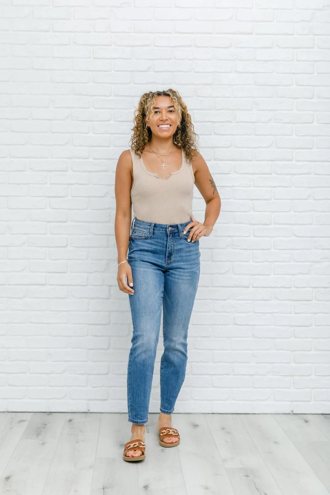 Hazel Blues® | High Waist Slim Fit Jeans