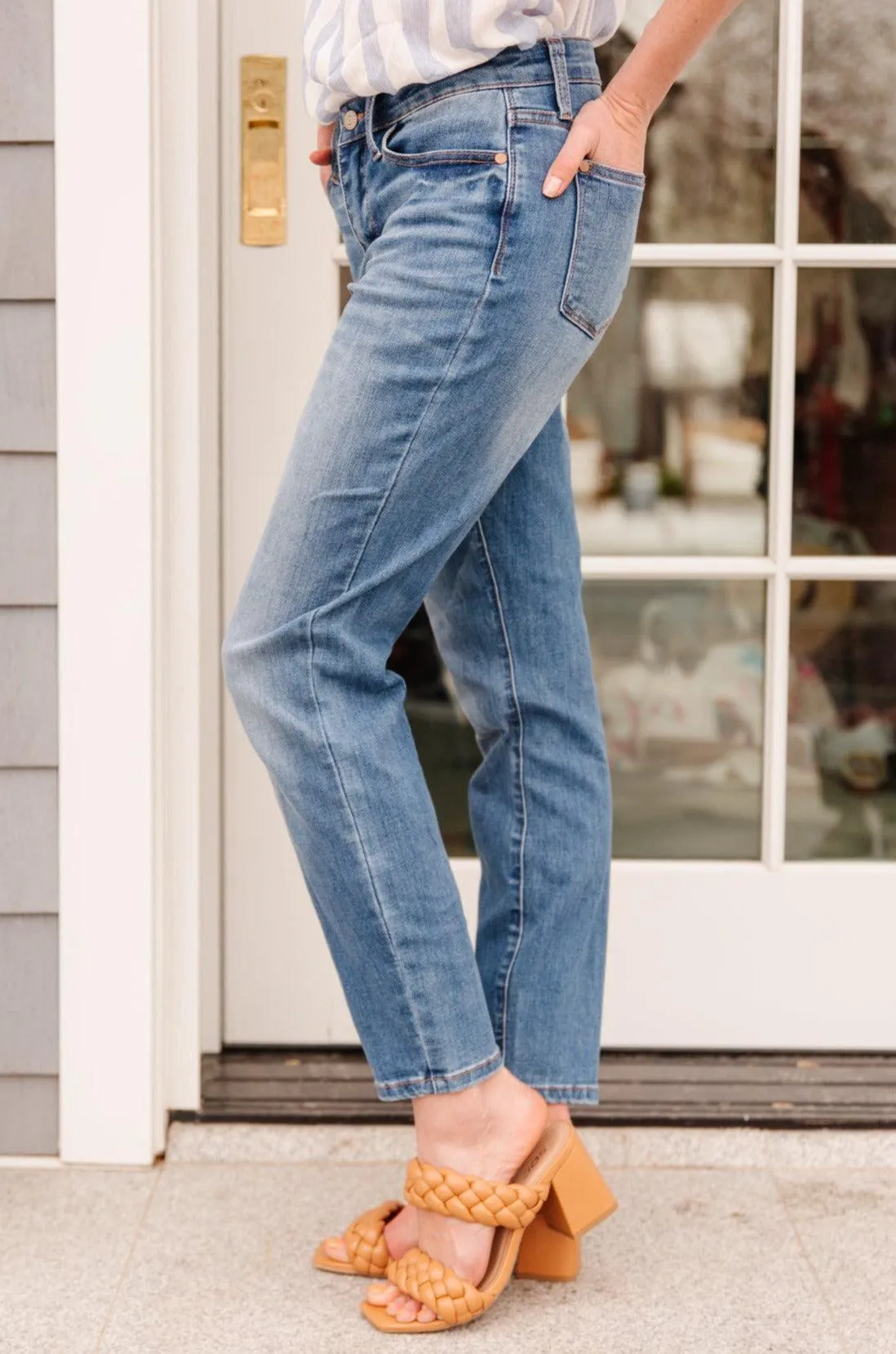 Hazel Blues® | High Waist Slim Fit Jeans