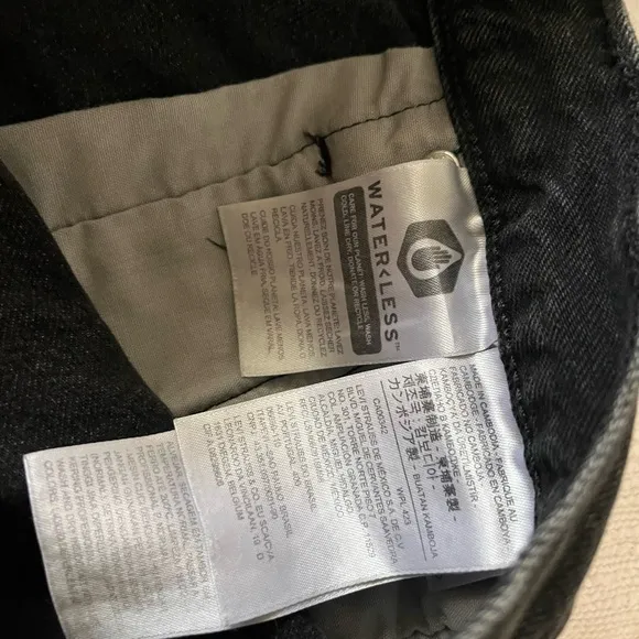 High Waisted Levi’s Shorts Bundle - Size 28 &amp; M
