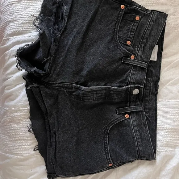 High Waisted Levi’s Shorts Bundle - Size 28 &amp; M