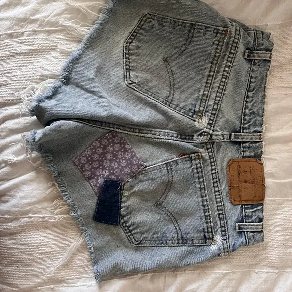 High Waisted Levi’s Shorts Bundle - Size 28 &amp; M