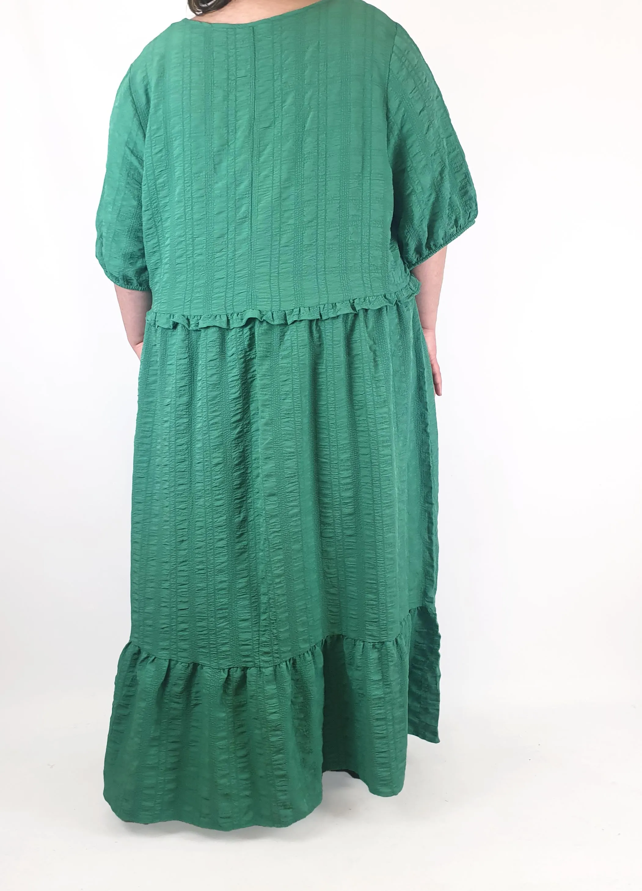 Isobelle green textured half sleeve maxi dress size 26