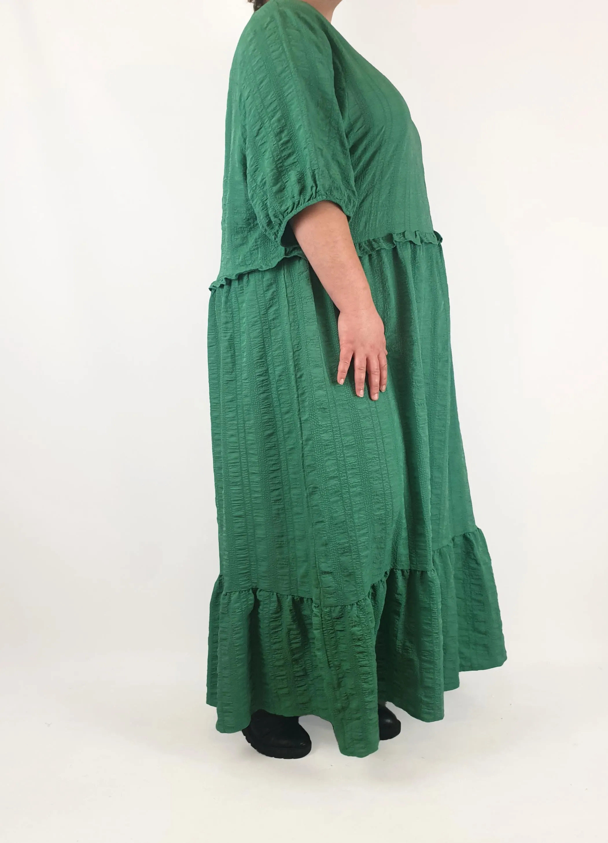 Isobelle green textured half sleeve maxi dress size 26