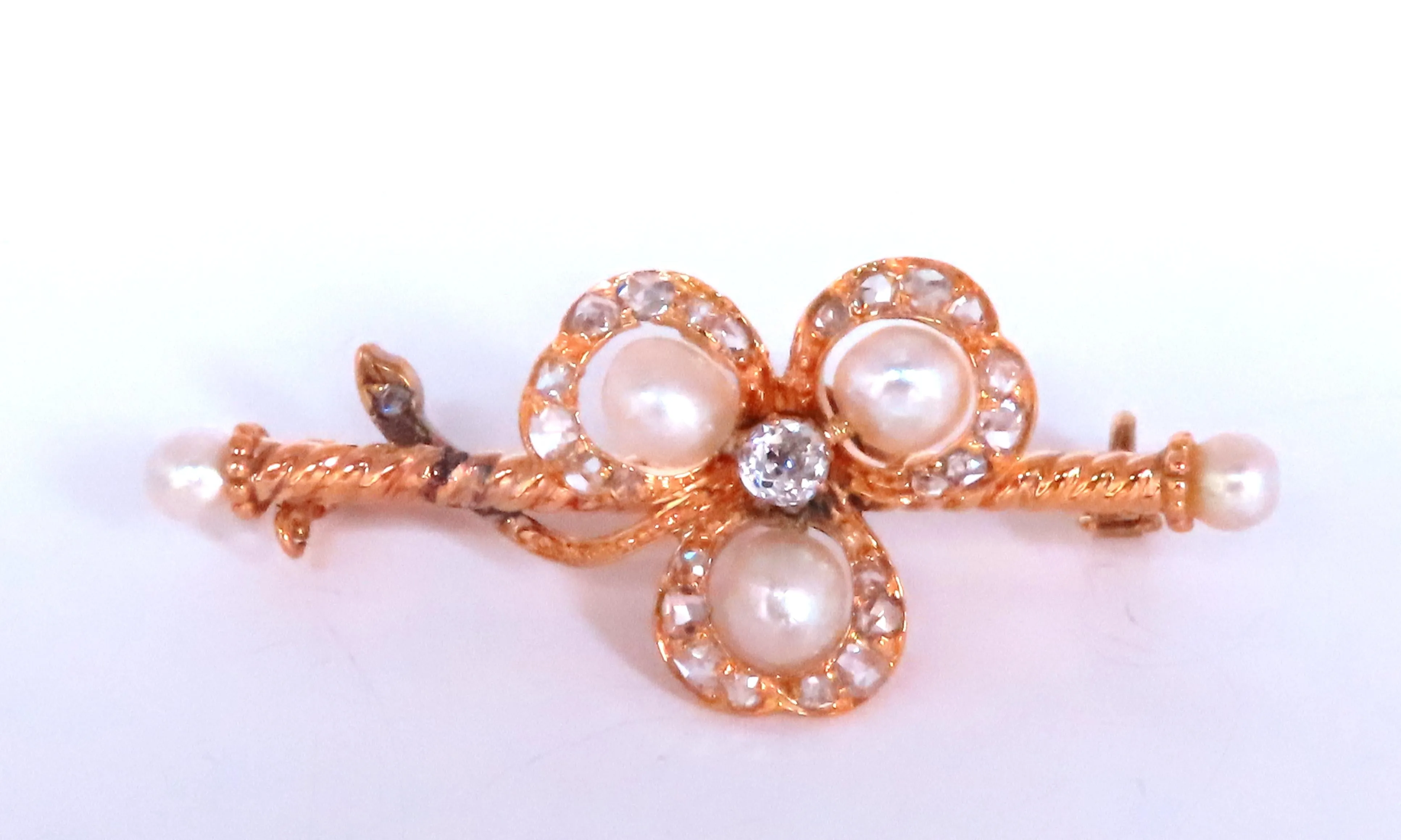 Jacobean Revival Barley Twist Brooch Pin 14kt clover 12538