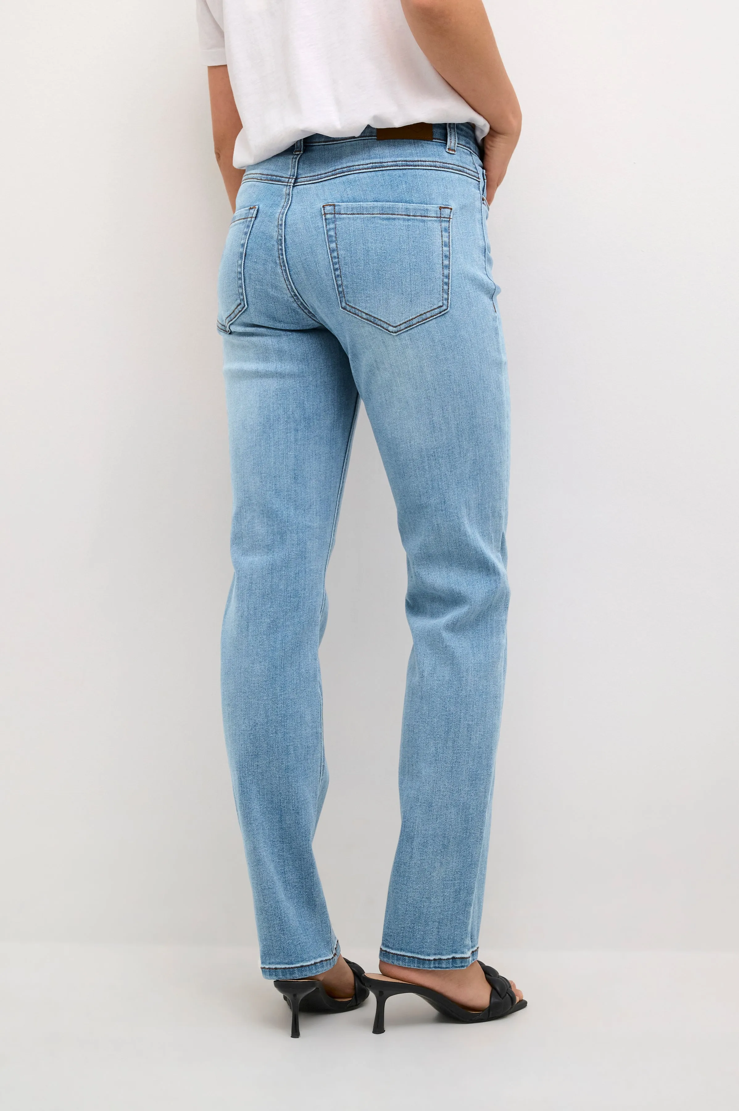 KAsinem Straight Leg Jeans - Light Denim