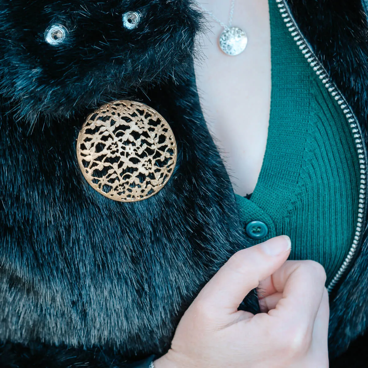 Lace Detail Brooch