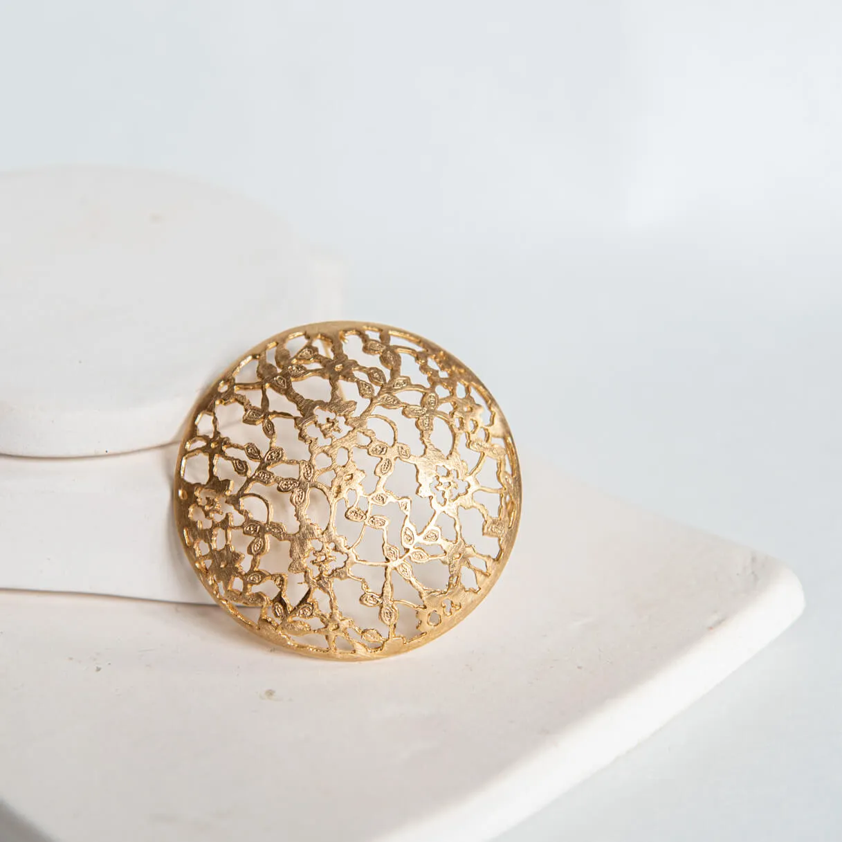 Lace Detail Brooch