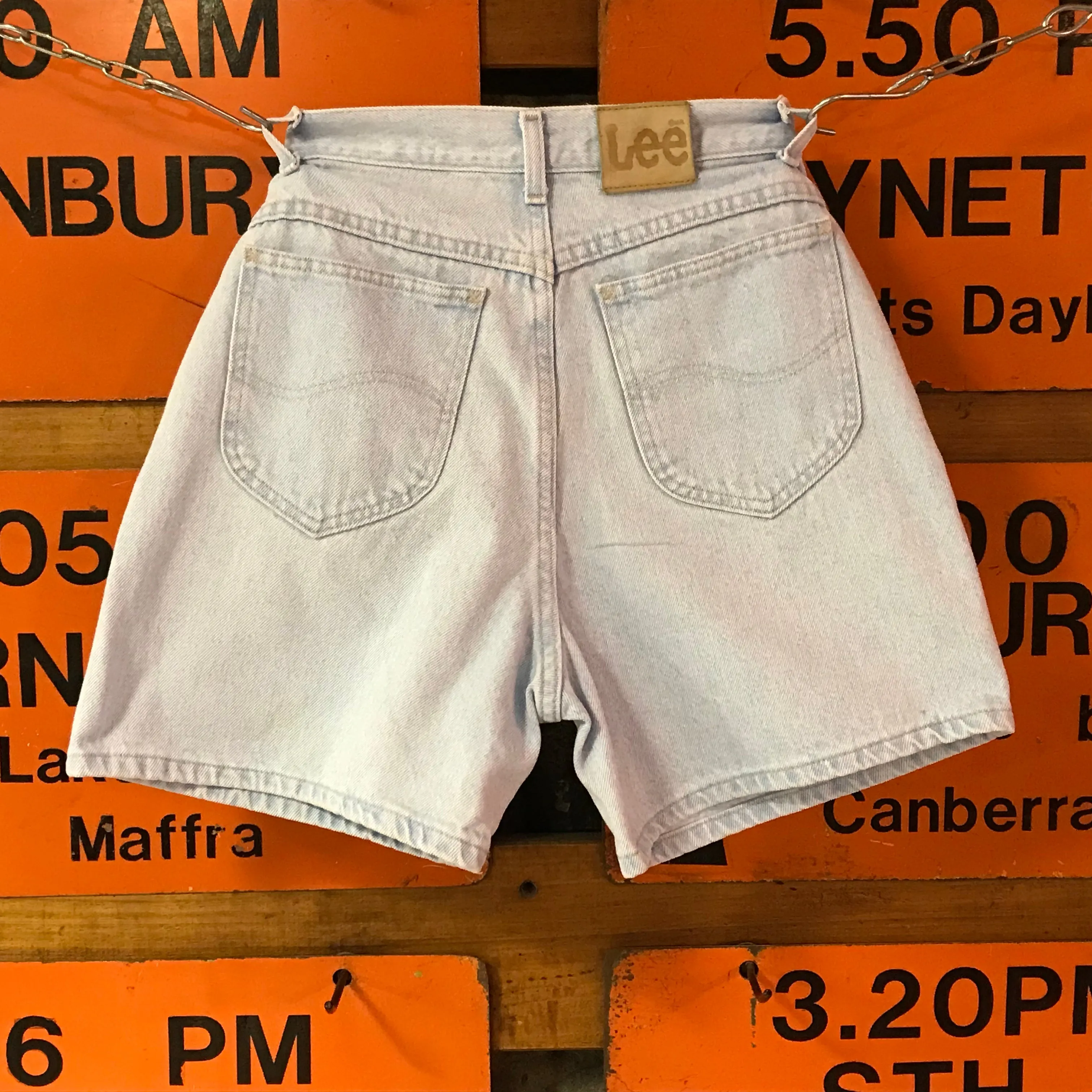 Lee Women’s Denim Vintage 80’s Short High Waisted Mom Fit Short