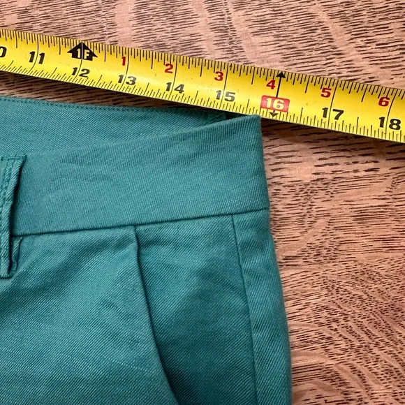 Level 99 NWOT Cindie Linen Turquoise Shorts size 30 Green Blue Stitchfix