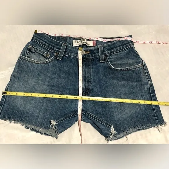 Levi’s Cut Off Shorts