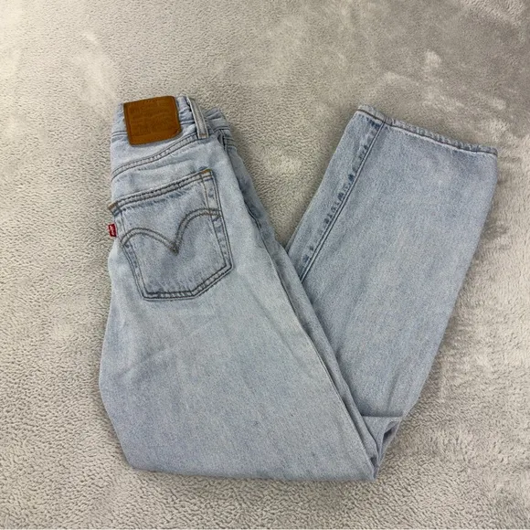 Levi's Jeans Women's Sz 25x25 Ribcage Straight Button Fly Light Blue Flare Denim