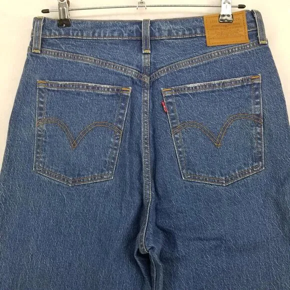 Levi's Wedgie Straight Leg Fit Ankle Jeans 30 Button Fly Stretch Denim Jean
