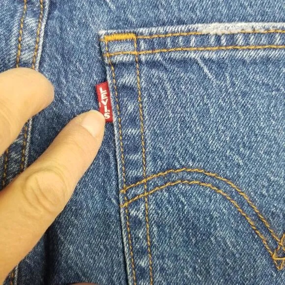 Levi's Wedgie Straight Leg Fit Ankle Jeans 30 Button Fly Stretch Denim Jean