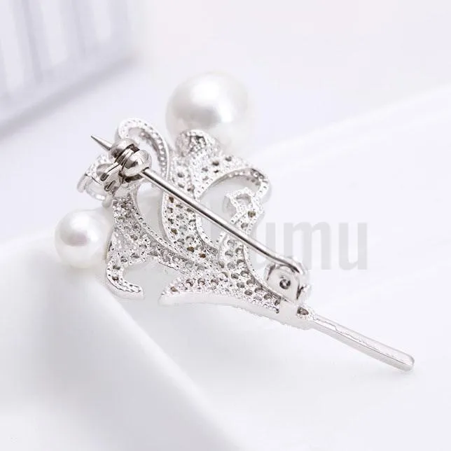 Lilly and Pearl Brooch