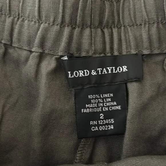 Lord &amp; Taylor 100% linen shorts green small