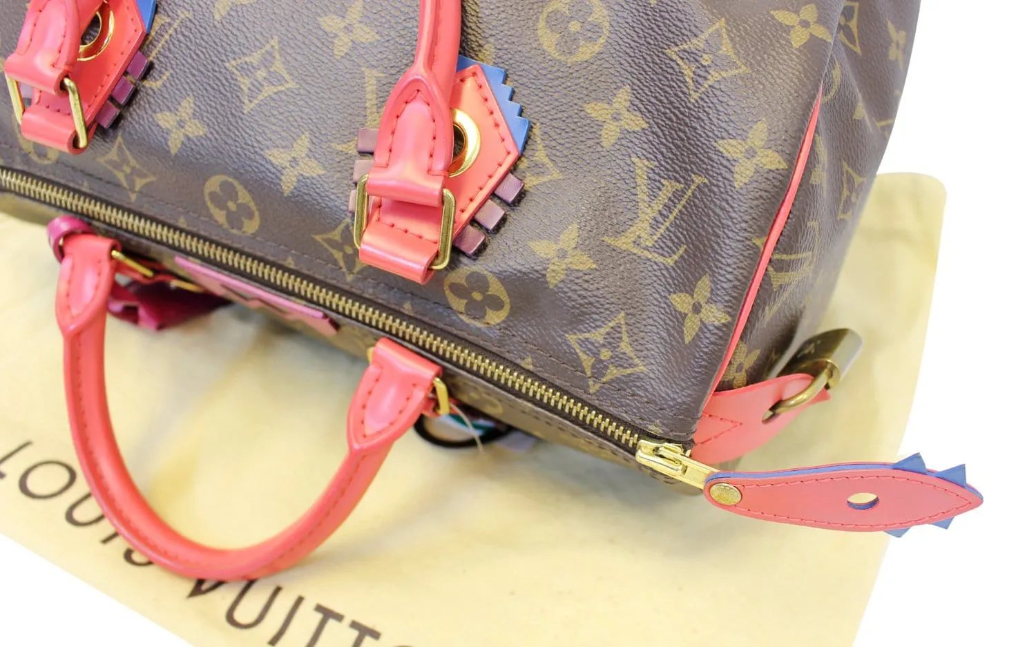 LOUIS VUITTON Totem Monogram Canvas Speedy 30 Satchel Bag