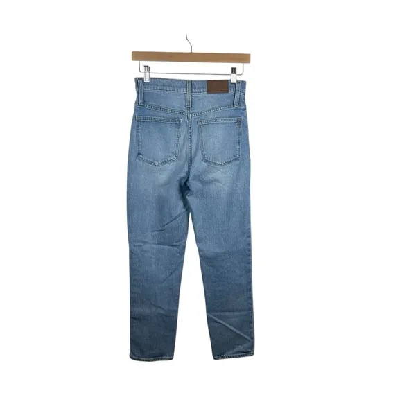 Madewell Classic Straight Leg Jeans in Light Wash Size 25