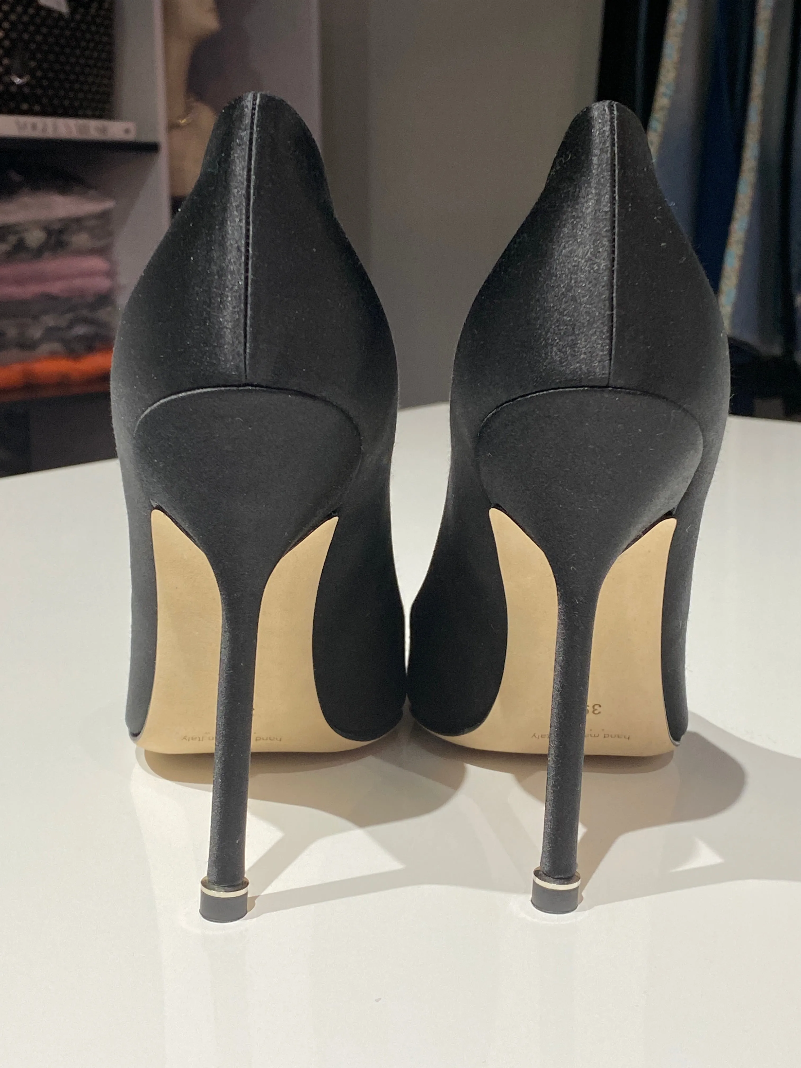 Manolo Blahnik 115 Satin Pump